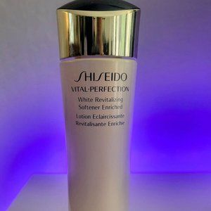 Shiseido Vital-Perfection White Revitalizing Softener